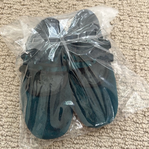 NWT Mango Velcro Fastening Velvet Ballerina Flats - Picture 9 of 9